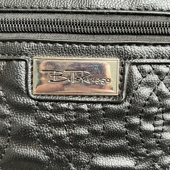 Bella Russo Shoulder bag Vegan leather GUC Quilted pattern Silvertone HW - Picture 4 of 11